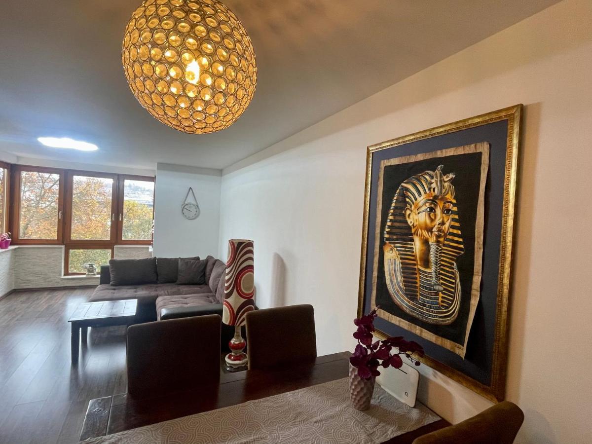 Wunderschoenes Apartment In Der Goldstadt プフォルツハイム エクステリア 写真