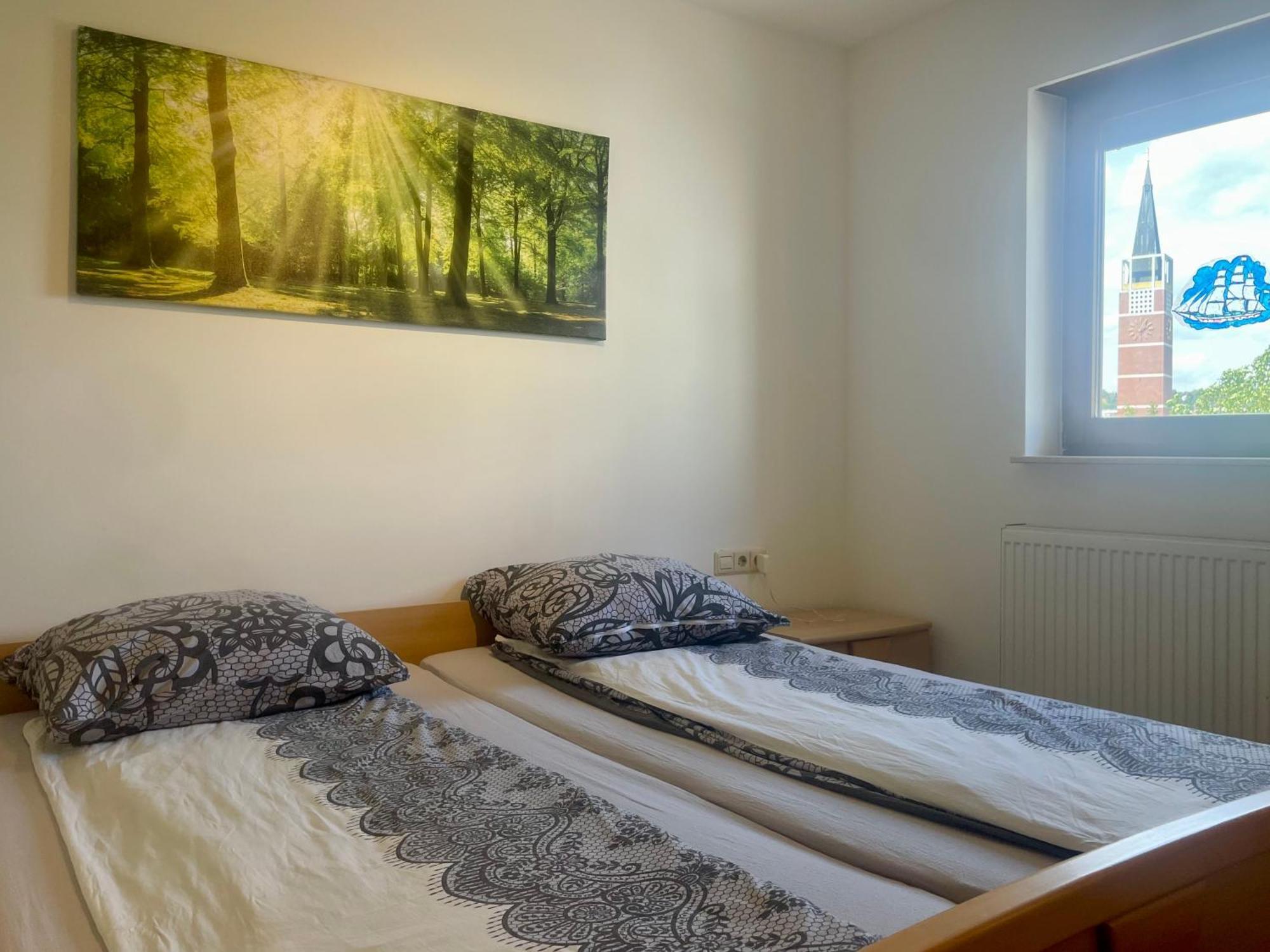 Wunderschoenes Apartment In Der Goldstadt プフォルツハイム エクステリア 写真